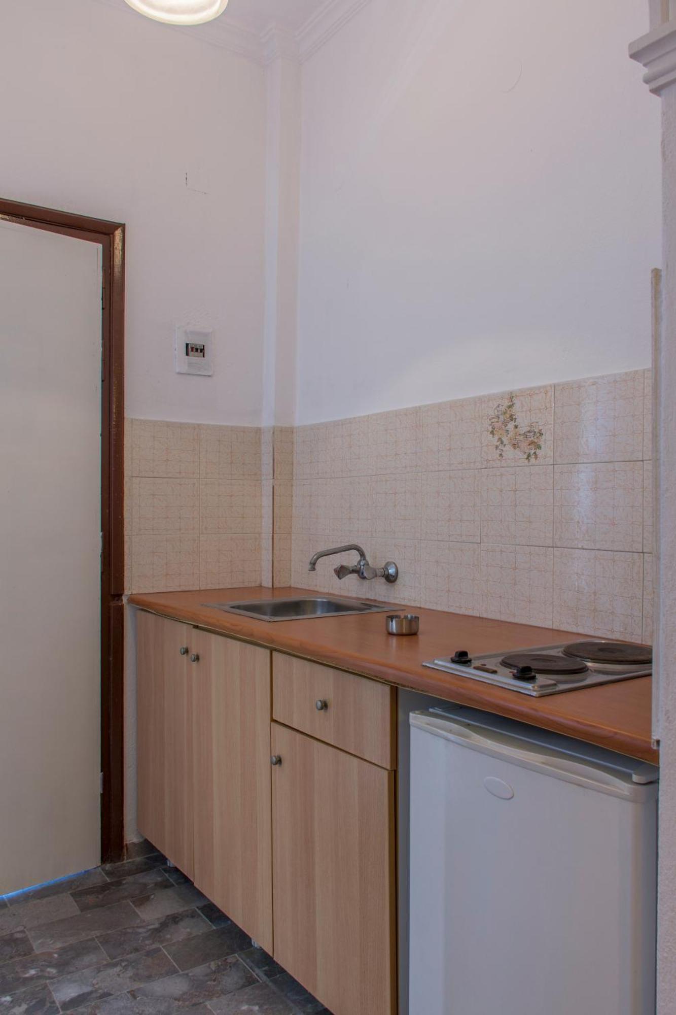 Quayside Village Hotel (Adults Only) Kavos Room photo